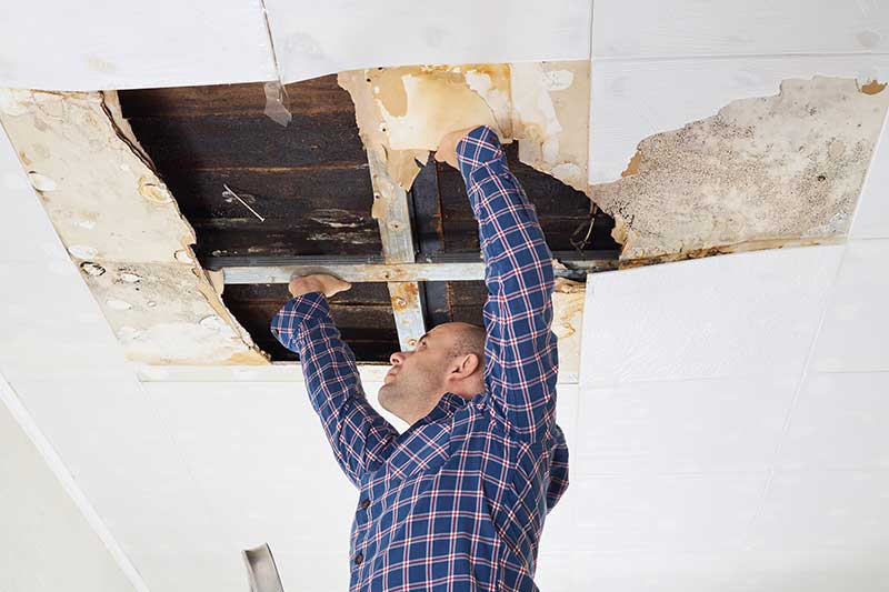 Water damage emergency restoration